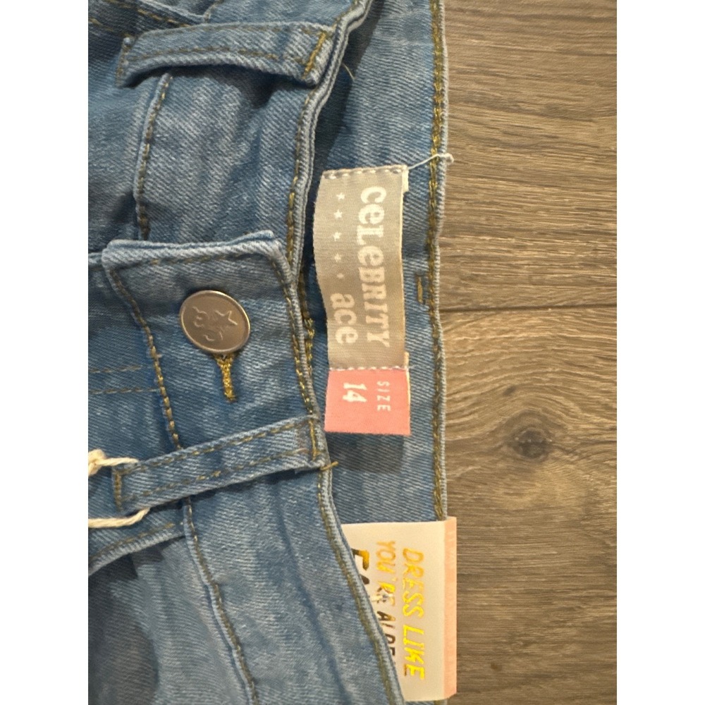 Celebrity Ace Girls 90s Straight Leg Jeans Light NWT Floral Embroidered Size 14 - Picture 1 of 10